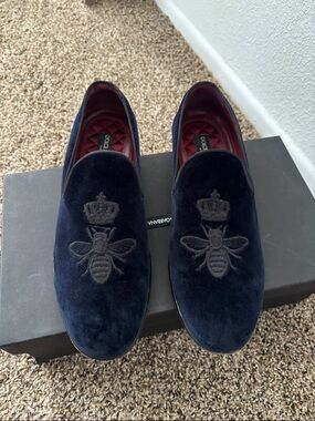 Dolce & Gabbana Navy Velvet Embroidered Bee Slip-On Loafers